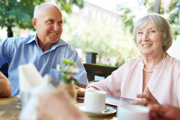 What are the best practices for designing senior-friendly real estate projects that promote independence and social engagement?
