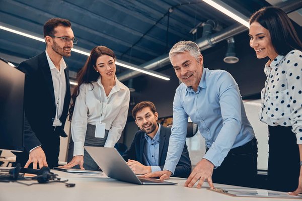 What's the Role of Augmented Reality in Modern Museum Experiences?